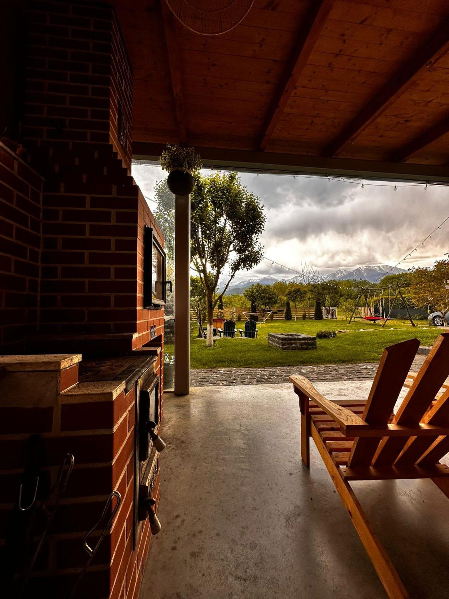 Wanderlust Cottage Avrig Exterior photo